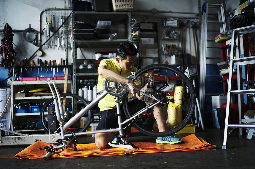 For beginners: bike parts that should be prioritized for upgrades.