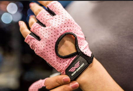 Must have bike accessories : Cycling gloves