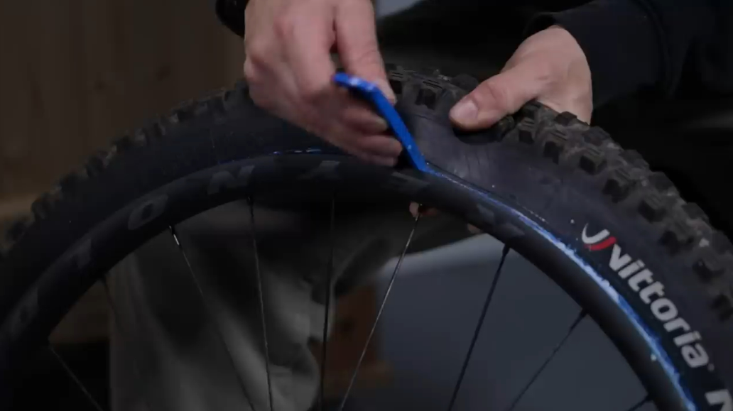 How to change a bike tire?